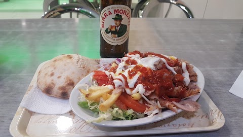 Istanbul Doner Kebab pizza