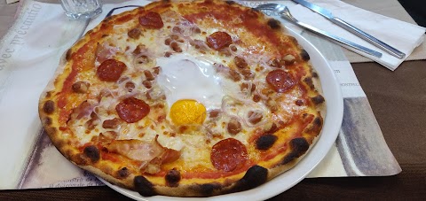 Al Bivio Bar Pizzeria con Cucina