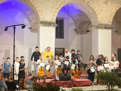 ACCADEMIA DI MUSICA “LUCIA IURLEO”