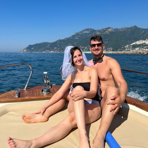 Amalfi Love Boat Charter - Tour e noleggio barche - Boat rental Salerno