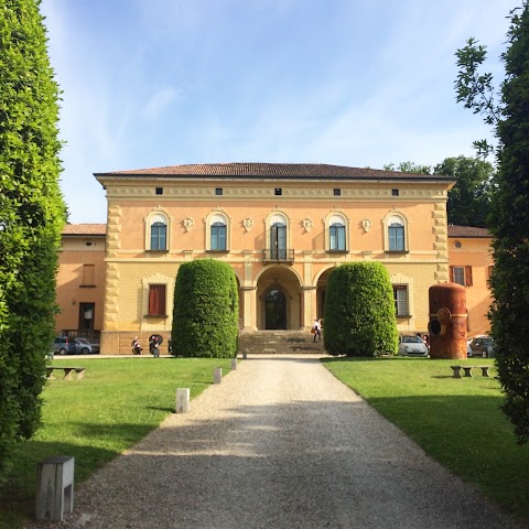 Bologna Business School