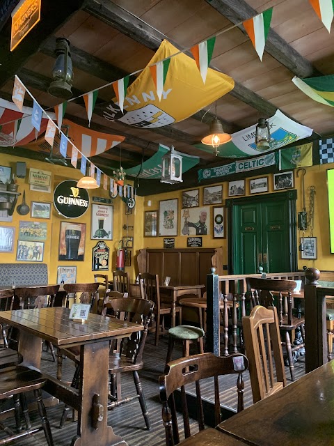 The Shamrock Irish Pub