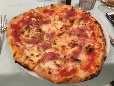 Pizzeria Ugo Cavi di Lavagna 16033 (GE)