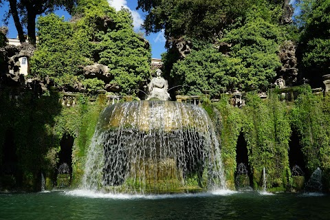 Fontana dell'Ovato (o di Tivoli)