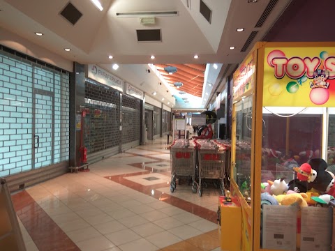 Centro commerciale Il Melograno
