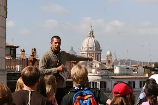 Tuscan Tour Guide