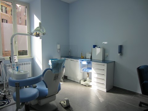 Dentista Bambini Roma - Studio Dentistico Dott.ssa Fadda