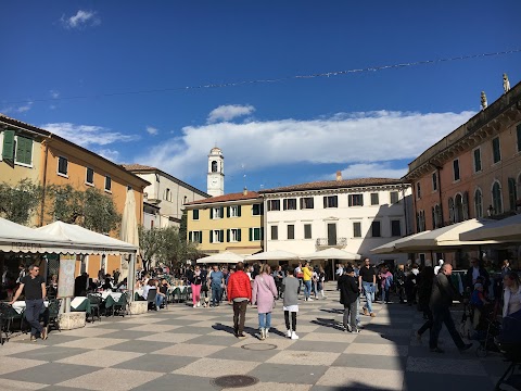 Ristorante Pizzeria Centrale( Centro di Lazise)