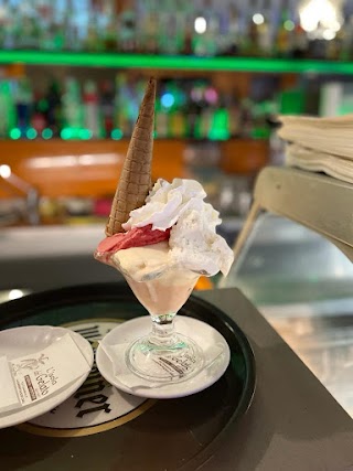 L'isola Del Gelato bar