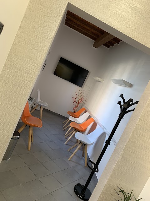 Studio Dentistico Santachiara