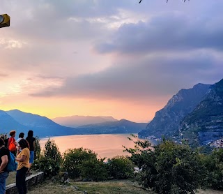 Iseo Guide