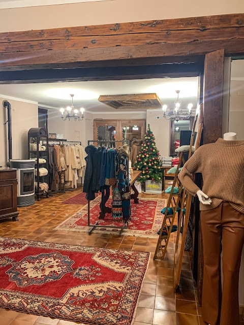 REBEL Boutique - Ponte di Legno