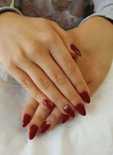 She Nails