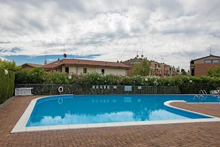 Garden Residence - appartamento con terrazzo e piscina