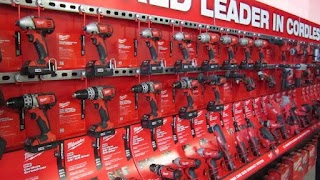 Milwaukee tool shop