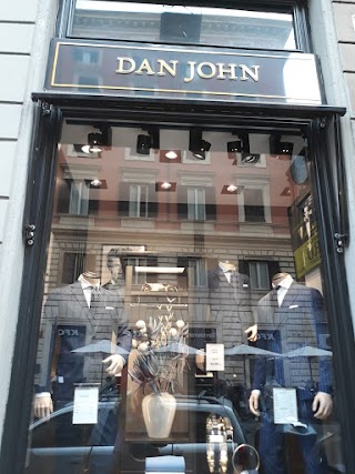 Dan John Roma - Via Gioberti