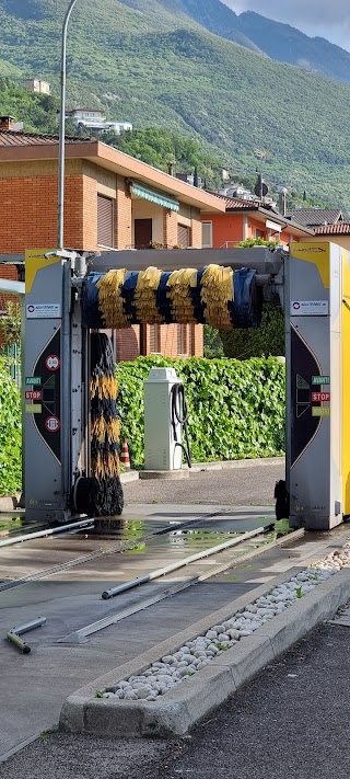 Autolavaggio - Stazione di servizio Q8