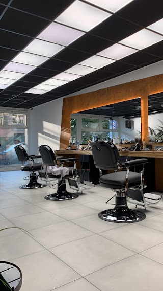 Heaven Barber Shop di Simone Zago