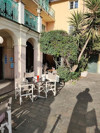 L' Angolo Bar