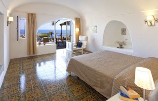 Costa Del Capitano Suite Apartments