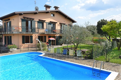 La Grolla holiday apartments garda lake