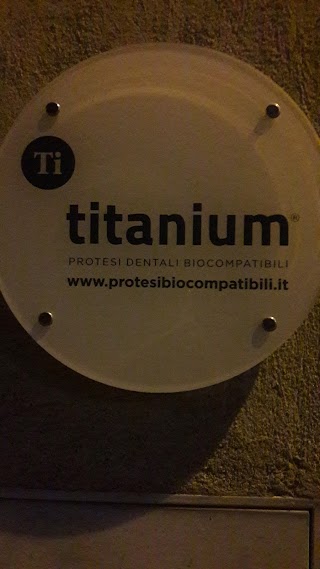 Titanium Snc Di Lavazzetti Davide E Valsecchi Omar