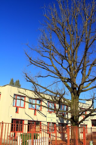 Scuola media statale A. Manzoni e Liceo Statale G. Parini