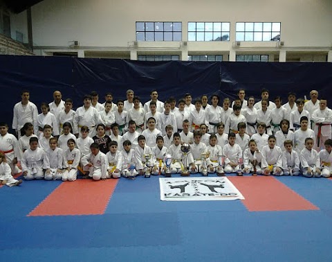 Scuola di Karate e Arti Marziali Toukon