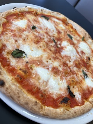 PIZZERIA NAPOLETANA