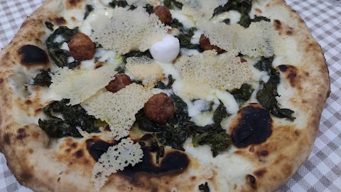 Ristorante Pizzeria Aglio, Olio E... Napoli
