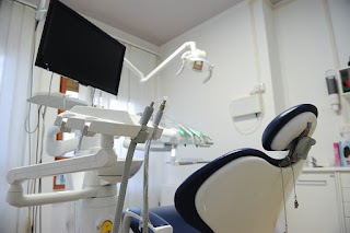 Dr.Maurizio Bellini odontoiatra Studio Dentistico