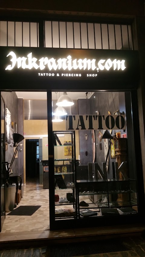 Inkranium Tattoo e Piercing