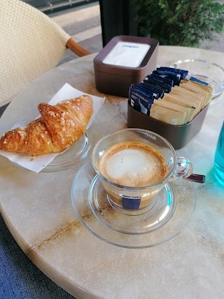 Le petit café