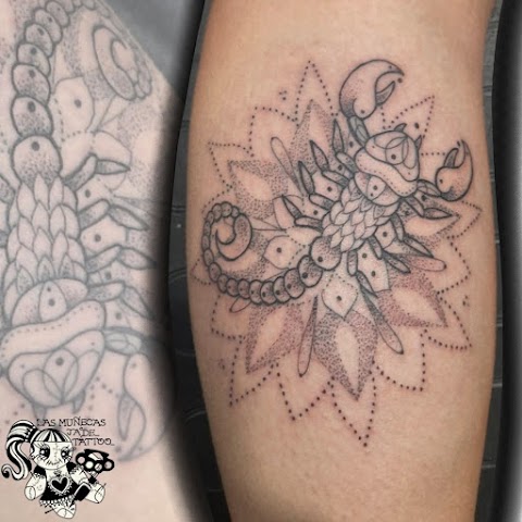 Jade_tattoo_ & piercing studio las muñecas