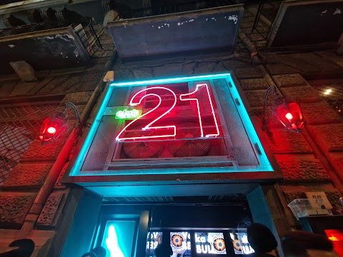 Club 21