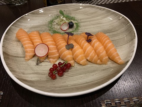 Ristorante Giapponese Sushi Sakura di Wang Jiajun
