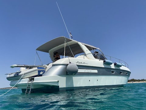 Escursione e Noleggio Yacht, Porto Cesareo - Vip Charter