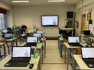 Aula Informatica Scuola Primaria ICS di Cassina de' Pecchi