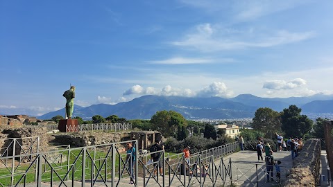 Pompeii Art Theater