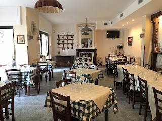 RADICI HOME RESTAURANT Ristorante alimurgico