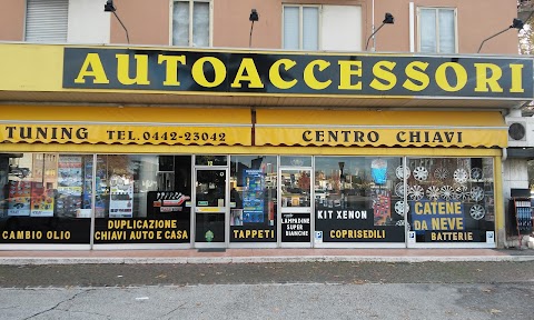 Autoaccessori e centro chiavi di Mella Cesare