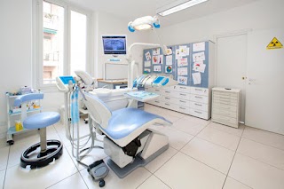 Studio Dentistico Associato Dr. D'Angelo - Dr. Portaccio