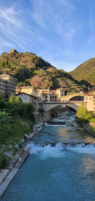 Piscina di Pont-Saint-Martin