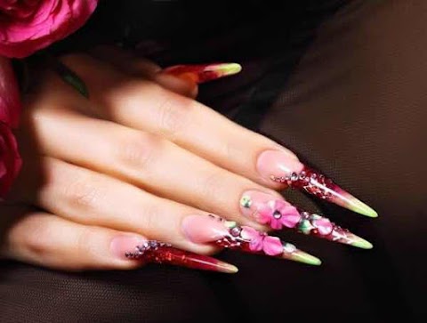 manicure como nail SPA como