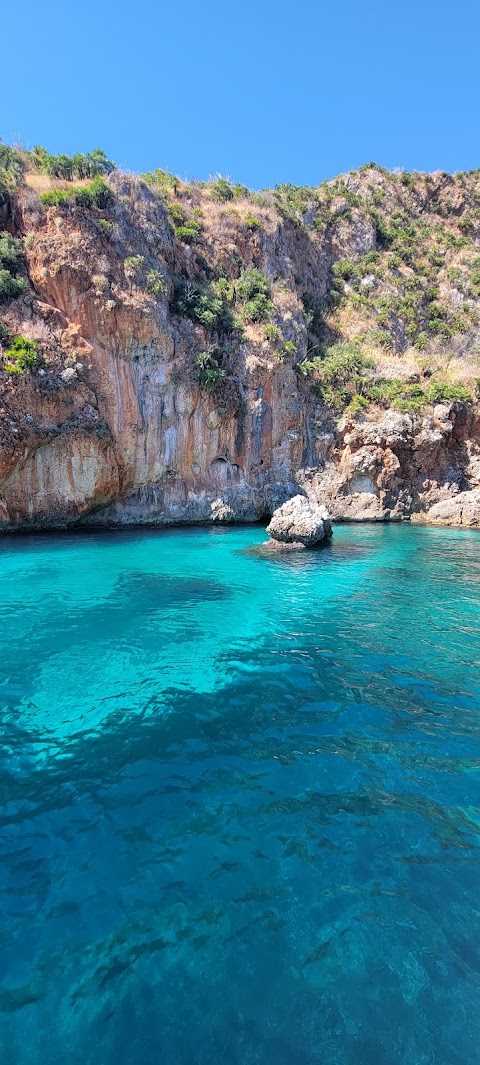 Escursioni in barca con Hippocampus - Riserva Zingaro San Vito Lo Capo