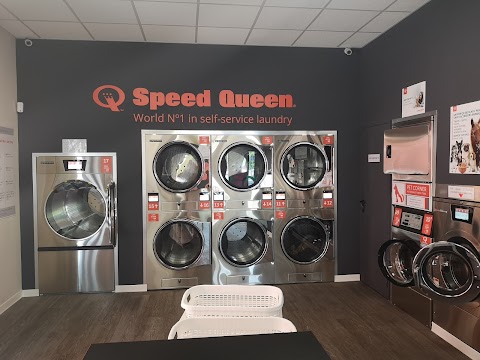 Lavanderia self service speed queen