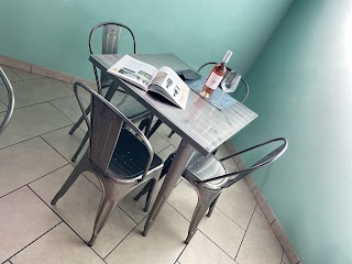 Baya bistrot caffè, pranzi di lavoro, piatti caldi, aperitivi