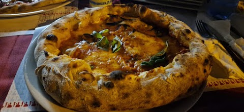 Pizzeria Made In Naples