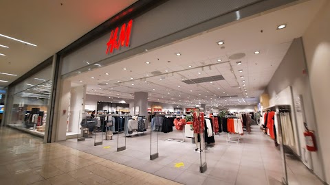 H&M