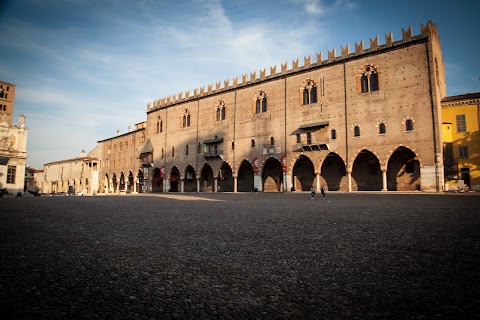 Mantova Tours